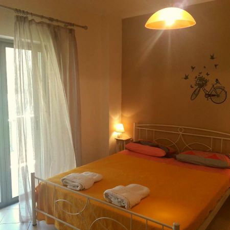 Moiras Apartments Lefkada City Екстер'єр фото