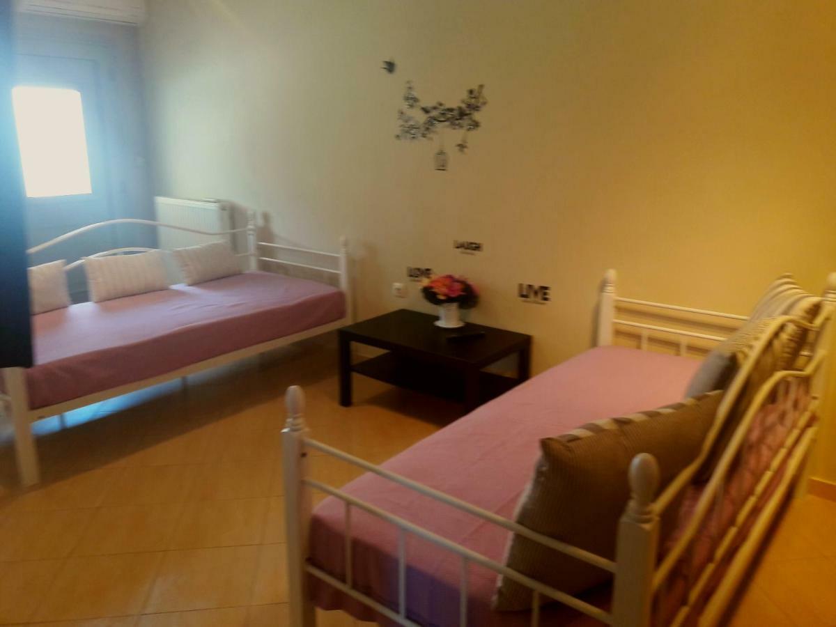 Moiras Apartments Lefkada City Екстер'єр фото