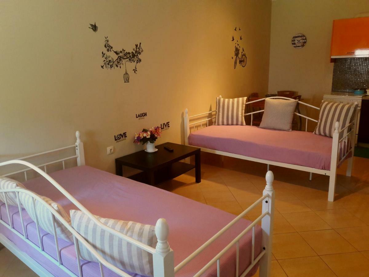 Moiras Apartments Lefkada City Екстер'єр фото