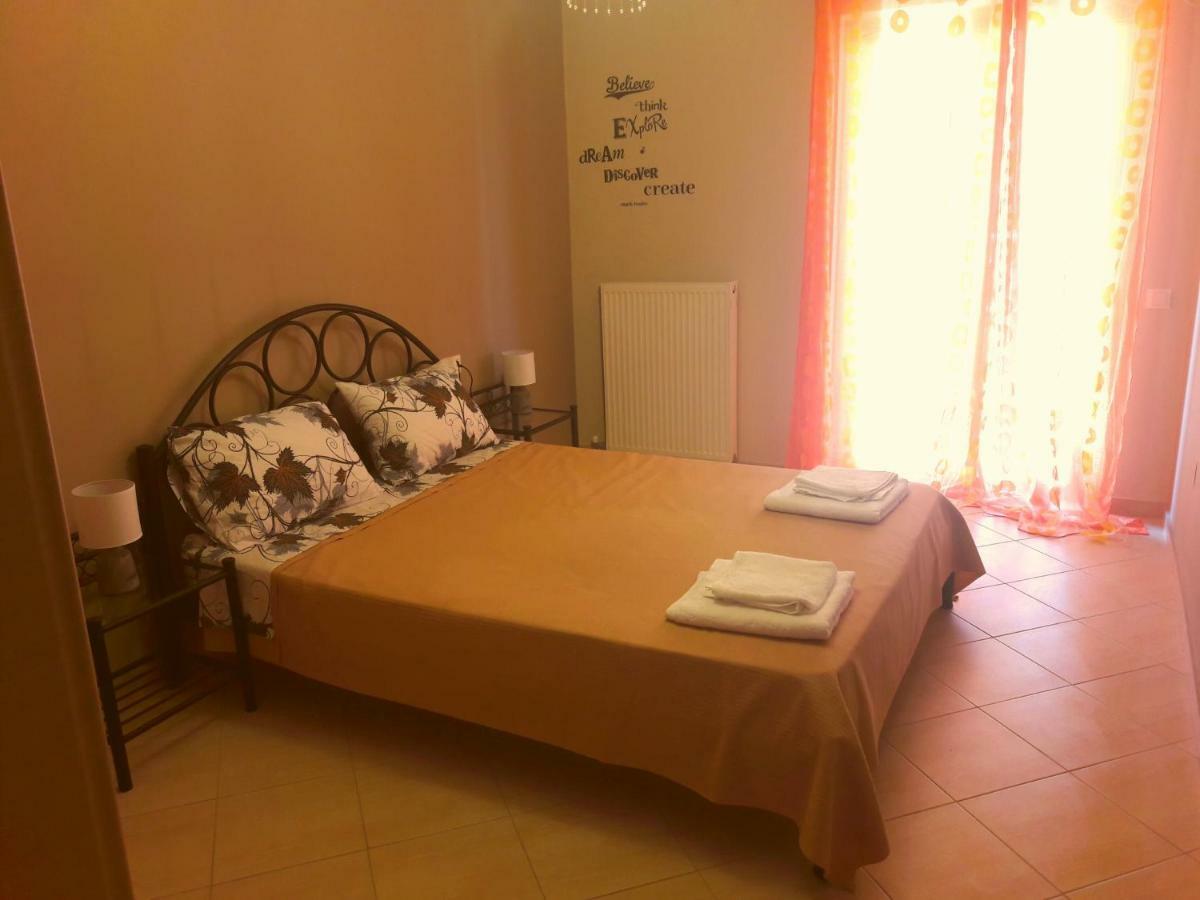 Moiras Apartments Lefkada City Екстер'єр фото