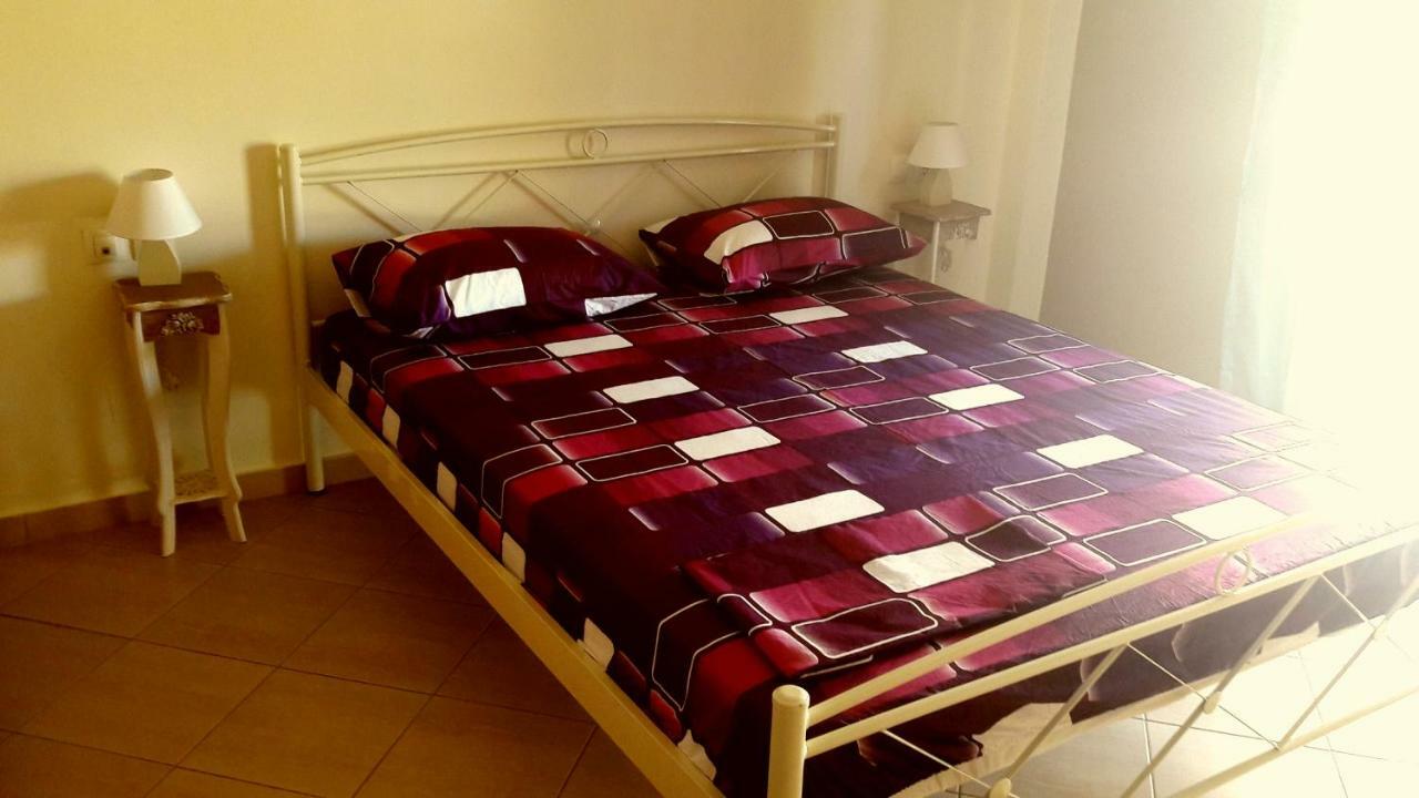 Moiras Apartments Lefkada City Екстер'єр фото